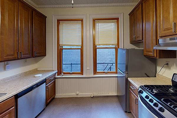 1st image of 1238 E Brady St #5