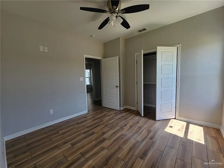 805 W Los Tesoros Dr #4 — Photo 11