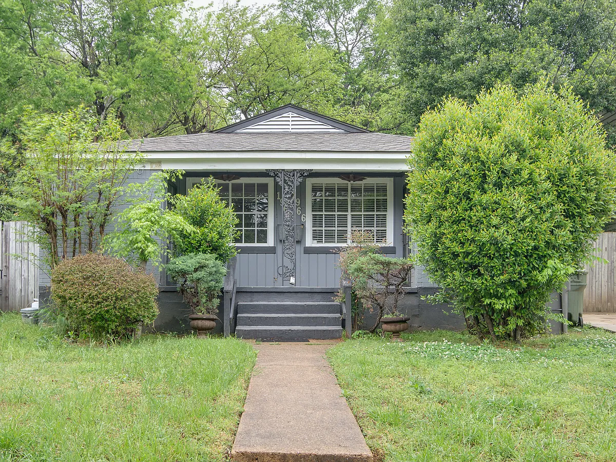 Building Photo - 1964 Carr Ave #1