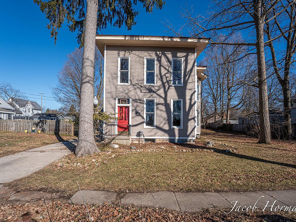 1st image of 414 N Camburn St