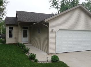 116 Oak St, Edgerton, WI 53534