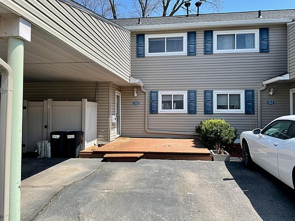 2nd image of 755 Kirts Blvd #755