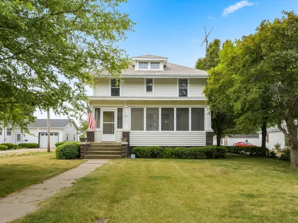 490 E Main St, Wellington, IL 60973