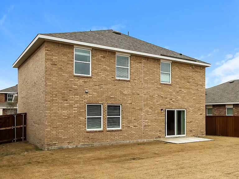 1818 Sandlin Dr — Photo 20