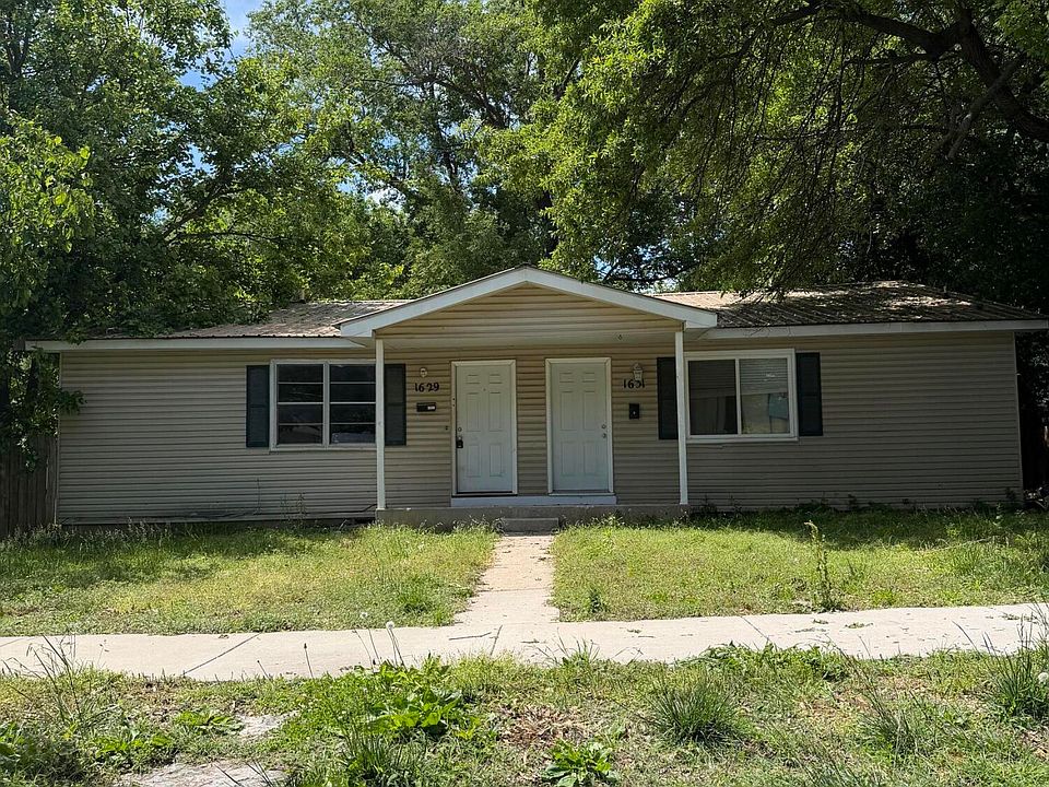 1st image of 1629 N Sherman Avenue