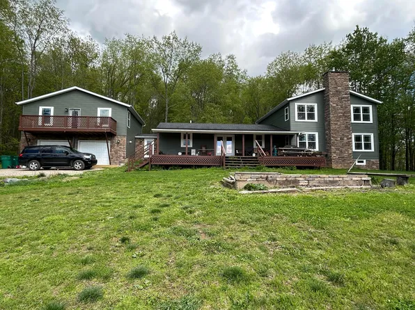 13950 W Carlisle Rd, Frazeysburg, OH 43822
