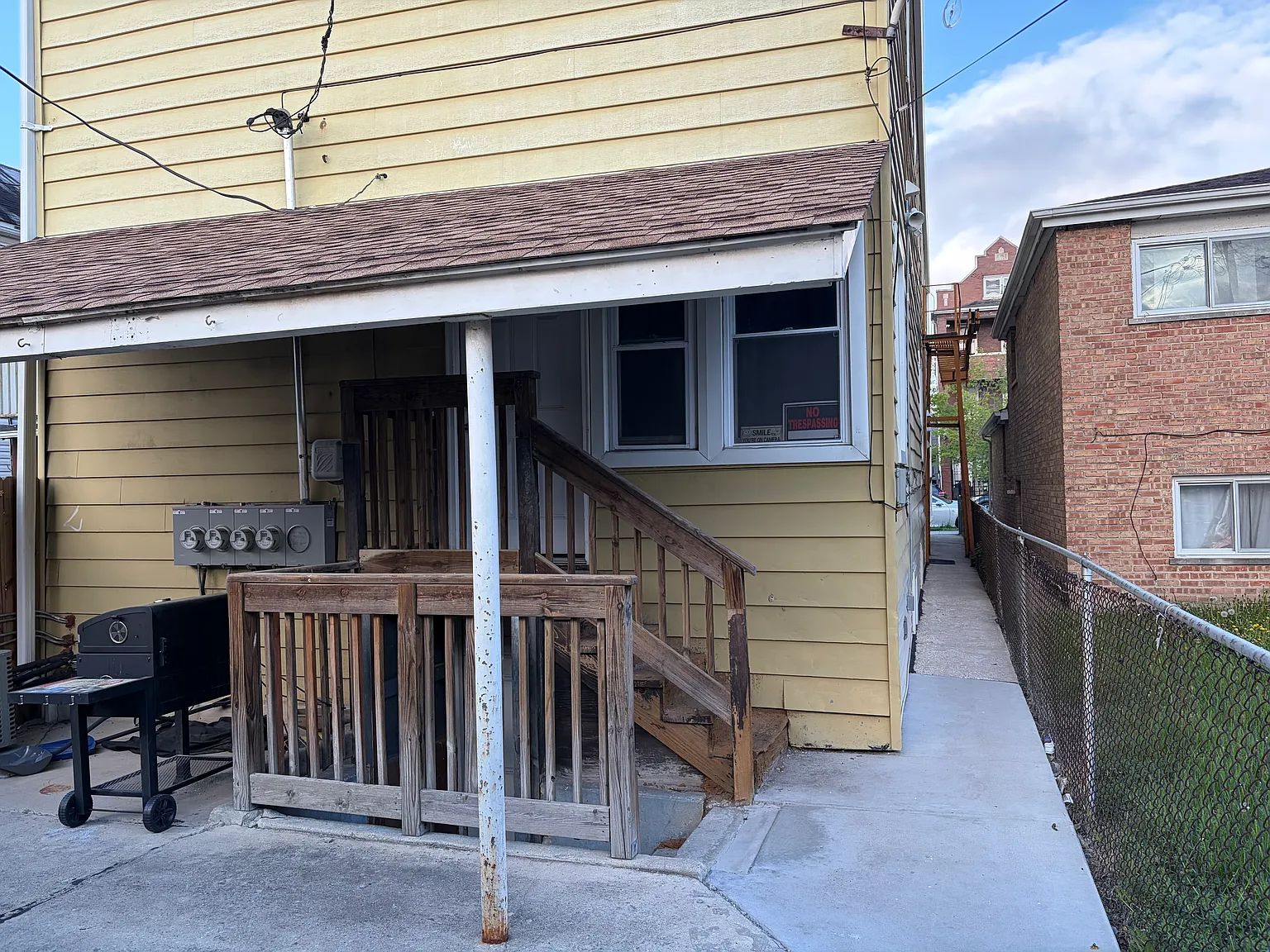 2 bed, 1000 sqft, $1,400 — Photo 1