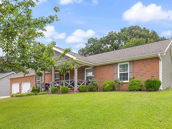 5th image of 114 Oakview Dr