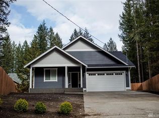 8670 Valley Ct, Maple Falls, WA