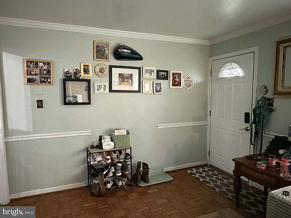 4th image of 104 Aiken Ln