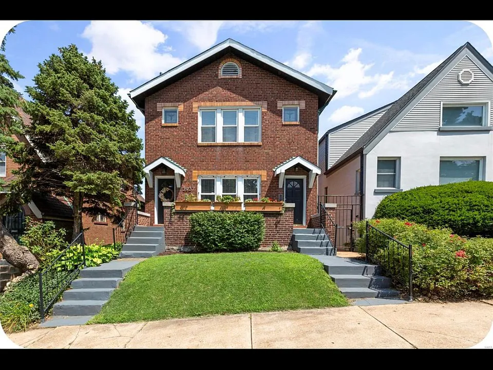 3937 Fairview Ave