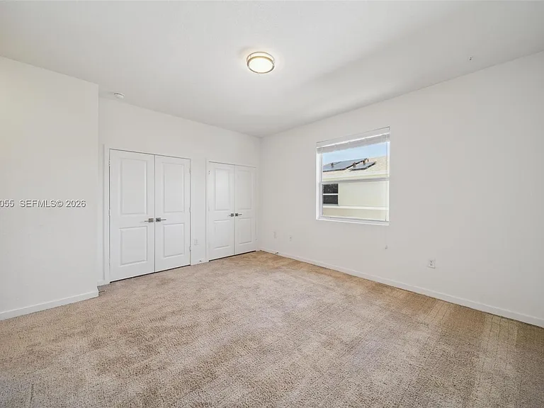 441 NE 4th Ln — Photo 15