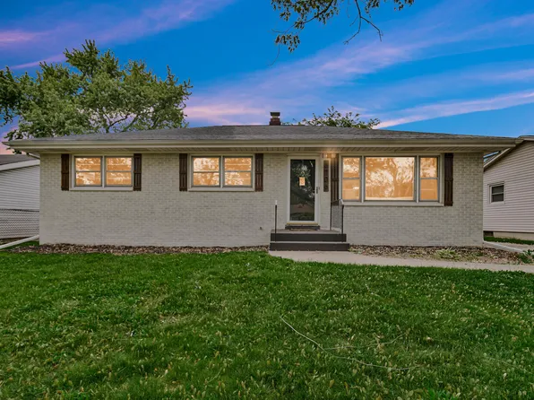 6706 Madison St, Merrillville, IN 46410
