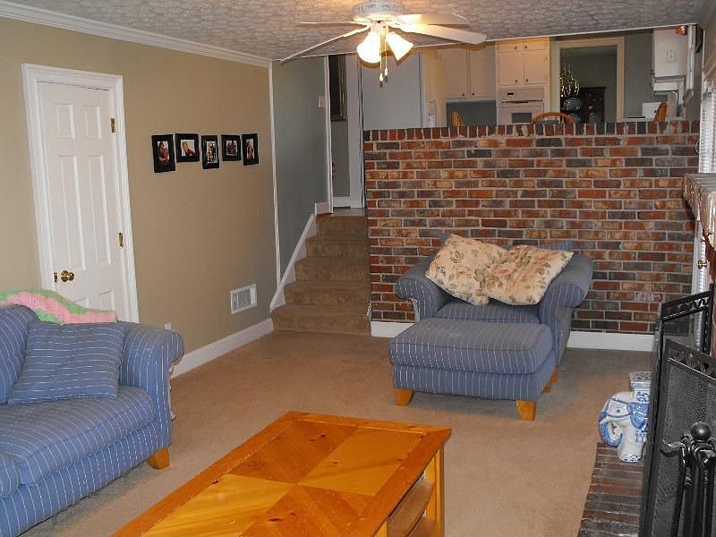 2nd image of 2414 Brookhurst Dr