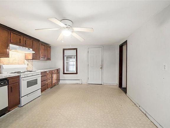 4th image of 100 W River St