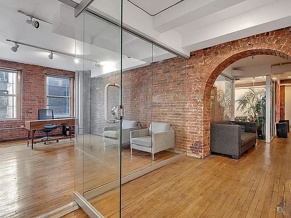 3rd image of 132 Mulberry St #3A