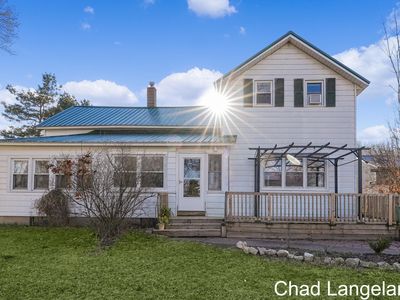 13869 Pine Lake Ave NE, Cedar Springs, MI, 49319