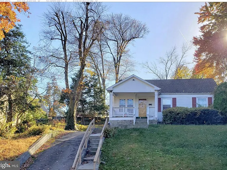 2050 Cherri Dr — Photo 1