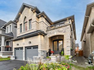 1352 Blackmore St, Innisfil, ON L9S 0J8