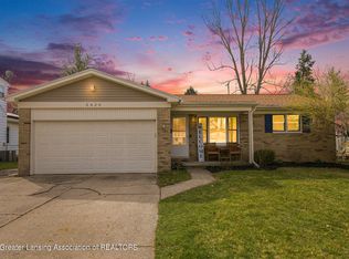 2620 Montego Dr, Lansing, MI 48912