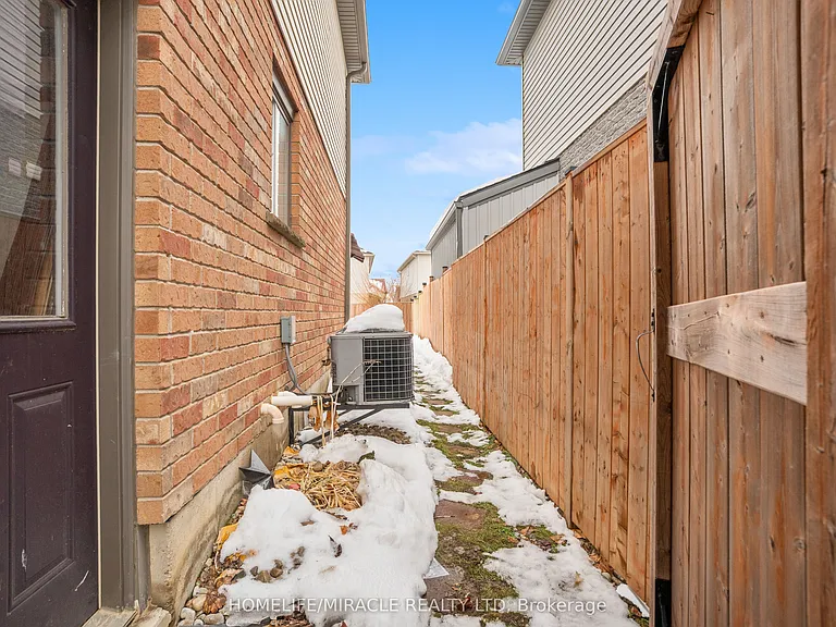 589 Sales Dr — Photo 46