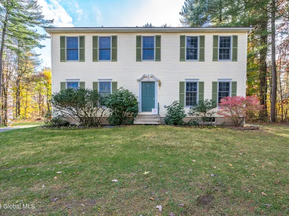 97 Willow Street, Guilderland, NY 12084