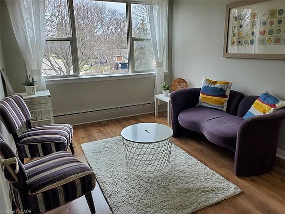 4th image of 2052 Courtland Dr #303
