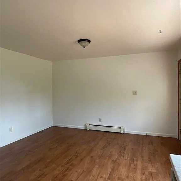 58 Duke St #58 — Photo 12