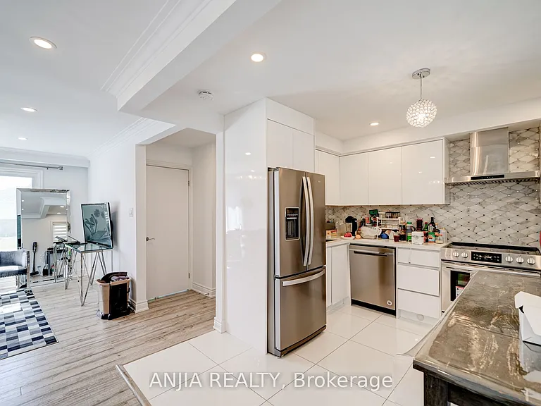 203 Norfolk Ave #MAIN FL — Photo 15