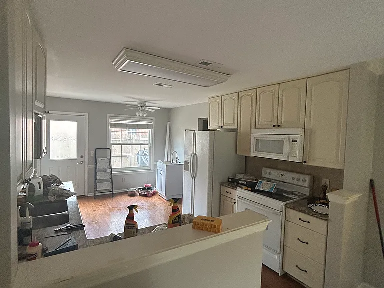 252 Freedom Dr — Photo 6