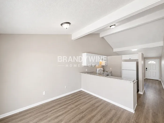8524 Pinehurst Dr — Photo 7