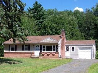 38 Rural Ln, East Longmeadow, MA 01028