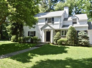 44 Ledgewood Rd, Bronxville, NY 10708