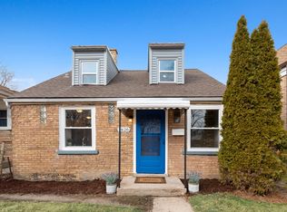 1826 Lemar Ave, Evanston, IL 60201