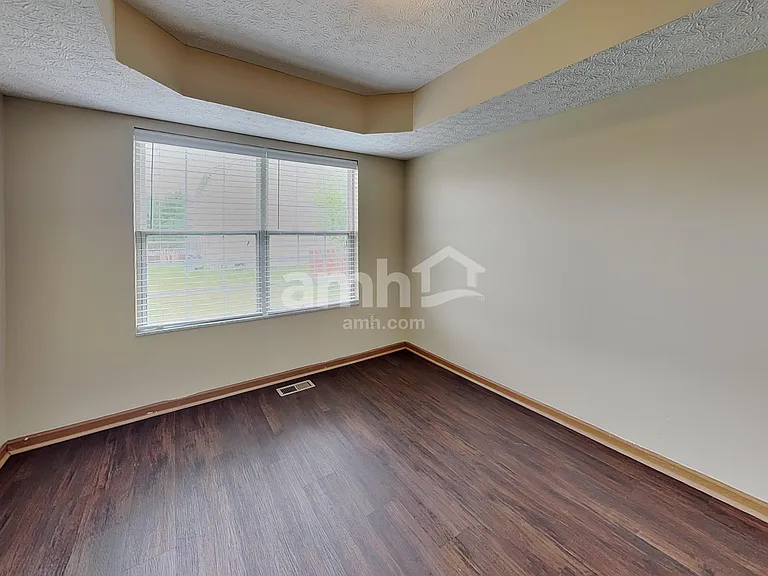 161 Patterson St — Photo 4