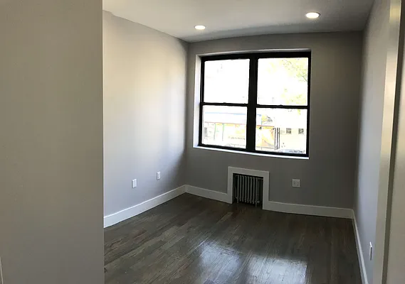 Rented by Empire City Real Estate LLC | media 40