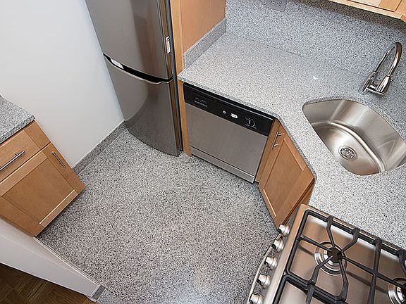 3rd image of 1652 1st Ave #10N