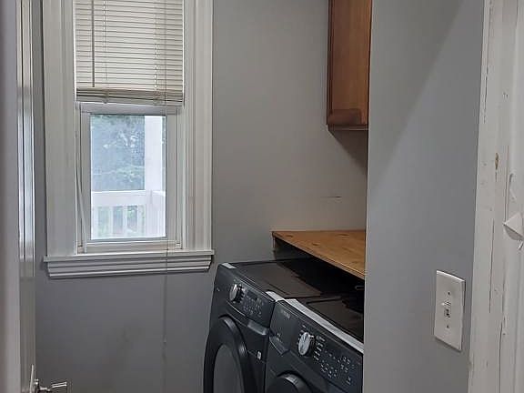 5th image of 67 Devon St #1