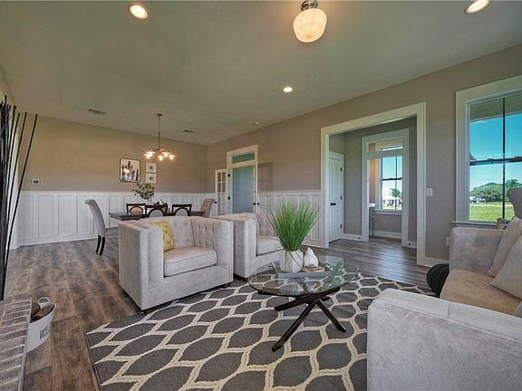 5th image of 587 Cypress Springs Dr