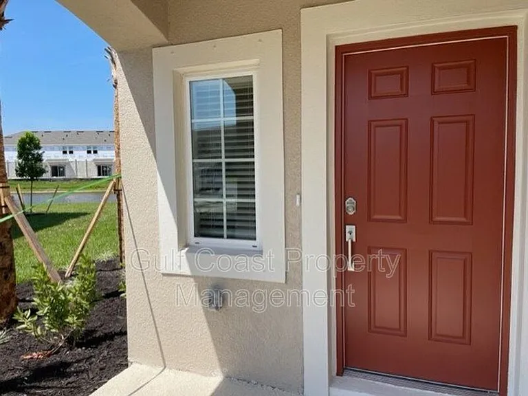 5764 Haven Ter — Photo 3