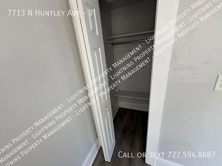 7713 N Huntley Ave #3 — Photo 1