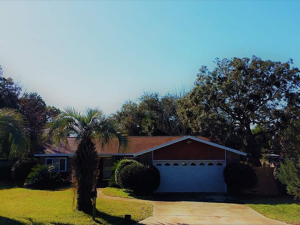 1st image of 3359 El Prado St