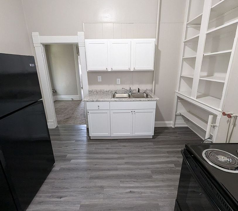 1st image of 2431 S 11th St #2433