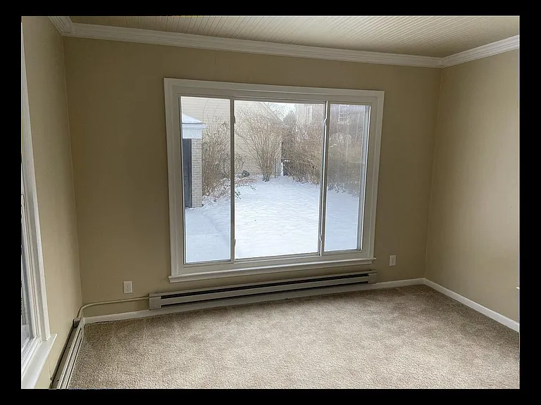 Extra room 12 x 12