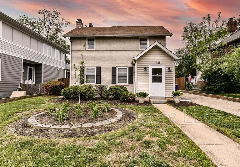 1128 N Kentucky St — Photo 1