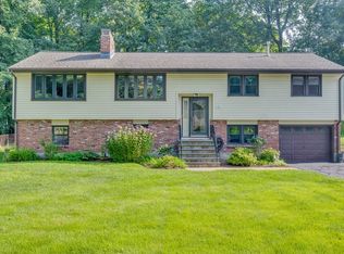 32 R Oakland St, Natick, MA 01760