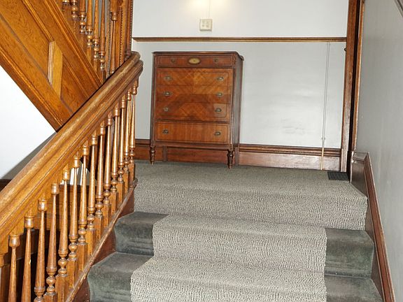 2nd image of 61 Saint Albans St S #61E