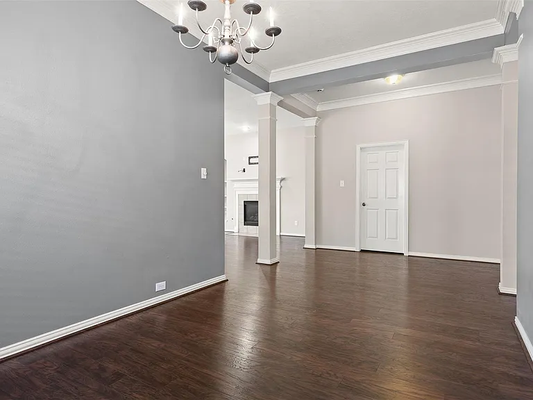 7611 Waterlilly Ln — Photo 8