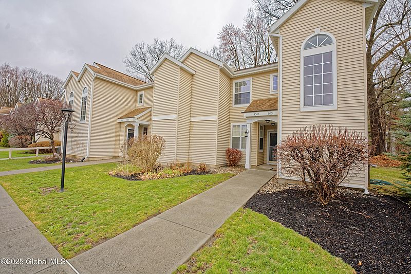 2nd image of 5008 S Forest Point Drive