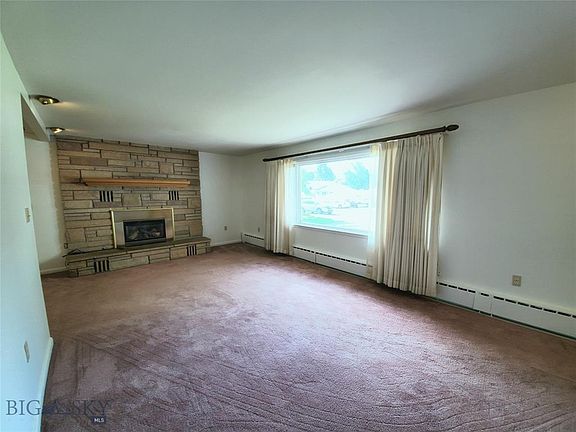 2nd image of 5 Big Horn Dr